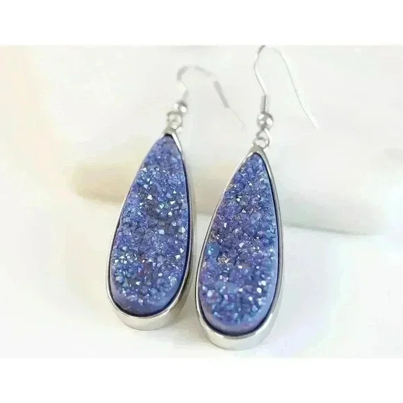 👗Bundle 5/$25👗 Kinsley Armelle Denim Quartz Drop Earrings! - Picture 2 of 2